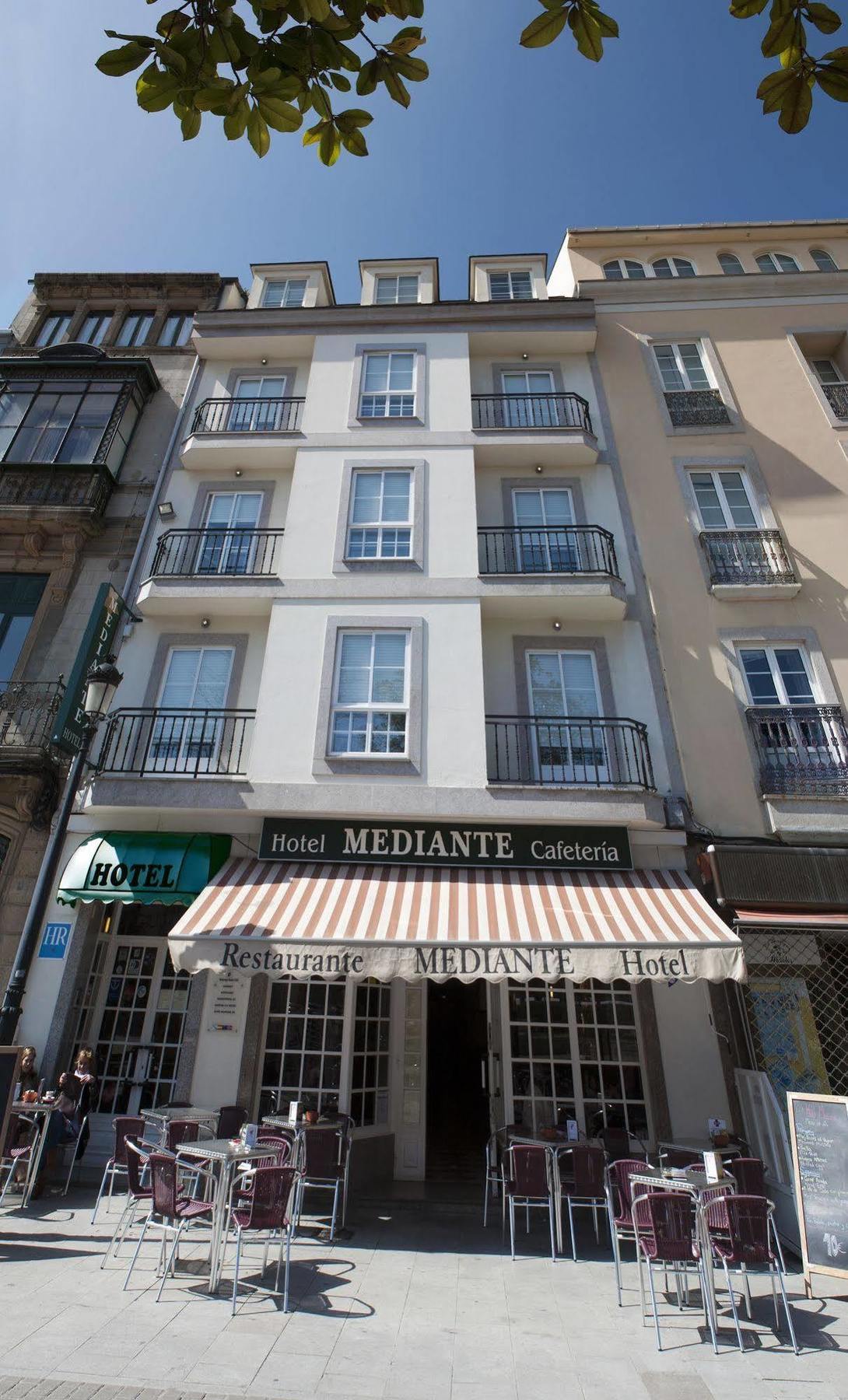 Hotel Mediante Ribadeo Exterior foto